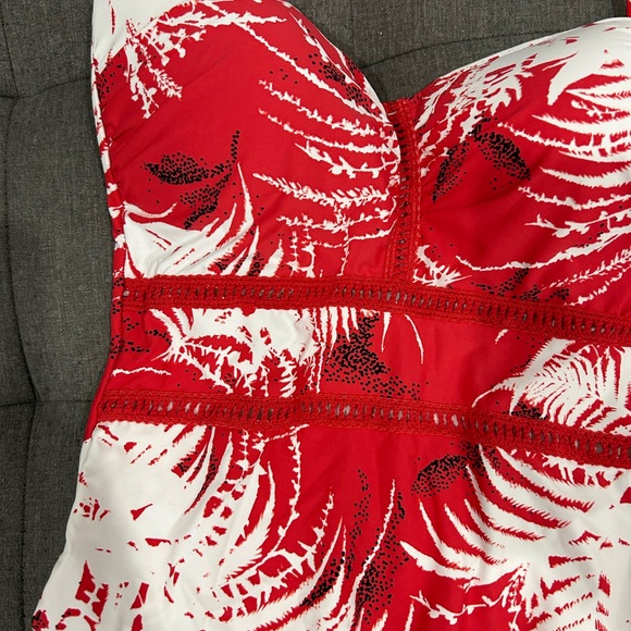 🇺🇸SALE🎈 LA BLANCA • Red and White One Piece Bathing Suit • size 6 - Picture 6 of 11